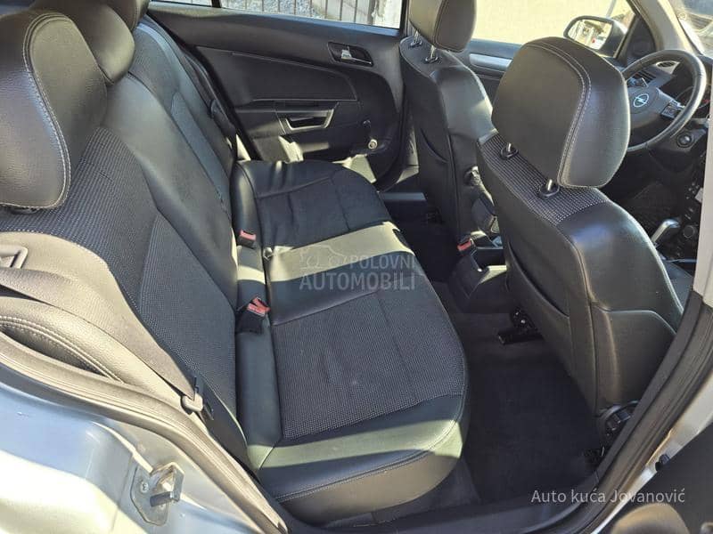 Opel Astra H a u t o m a t i k