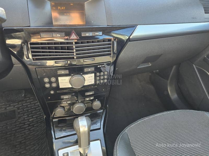 Opel Astra H a u t o m a t i k