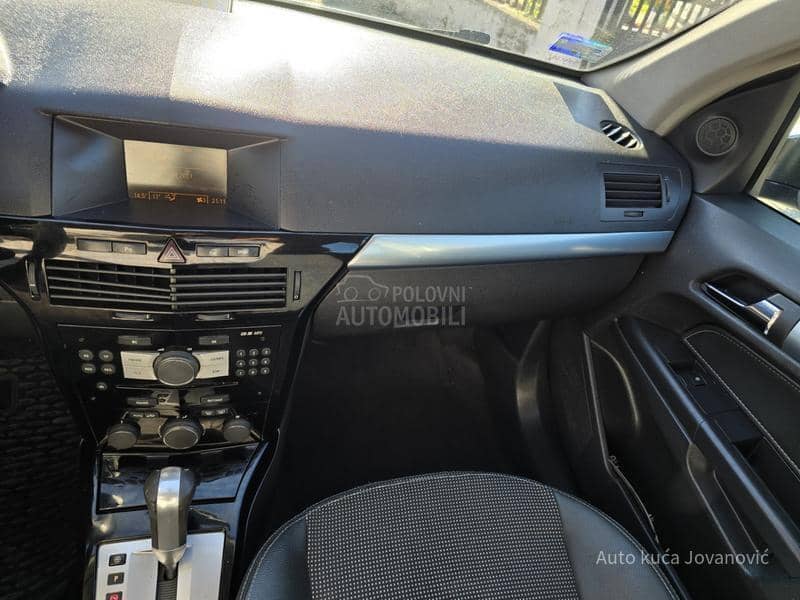 Opel Astra H a u t o m a t i k