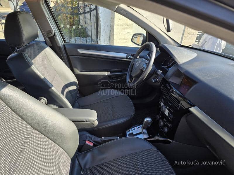 Opel Astra H a u t o m a t i k