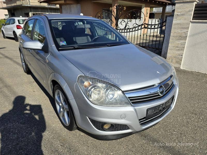 Opel Astra H a u t o m a t i k
