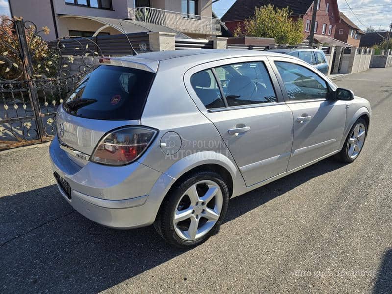 Opel Astra H a u t o m a t i k