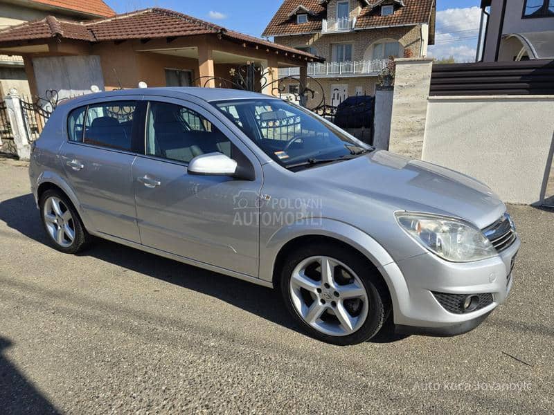 Opel Astra H a u t o m a t i k