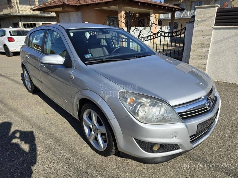Opel Astra H a u t o m a t i k