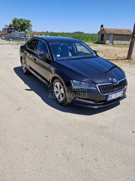 Škoda Superb 