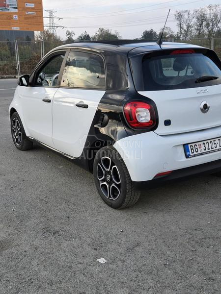 Smart ForFour EQ