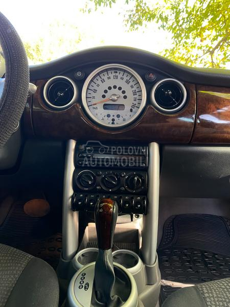 MINI Cooper 1.6