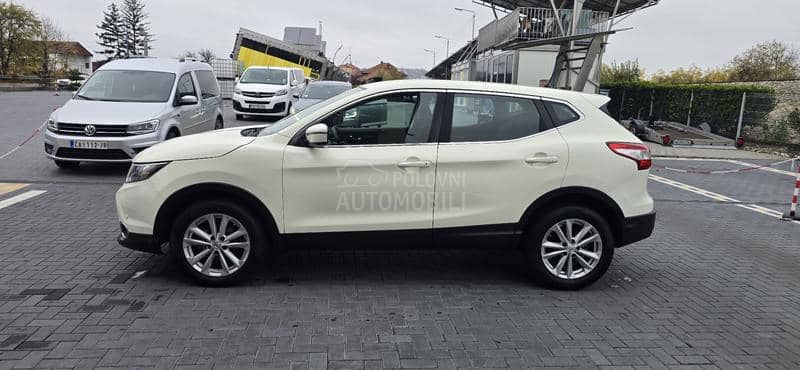 Nissan Qashqai AUT/PERLA/ser ist