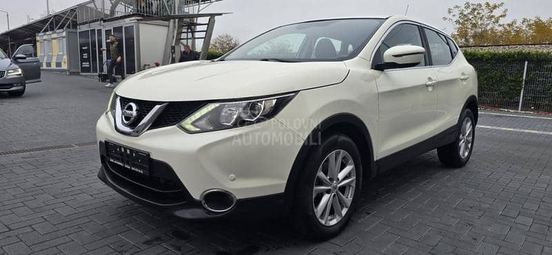 Nissan Qashqai AUT/PERLA/ser ist