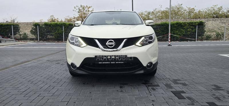 Nissan Qashqai AUT/PERLA/ser ist