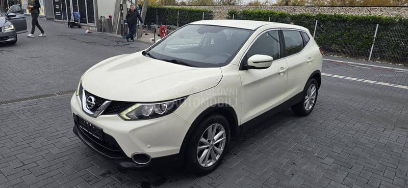 Nissan Qashqai AUT/PERLA/ser ist