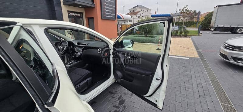 Nissan Qashqai AUT/PERLA/ser ist