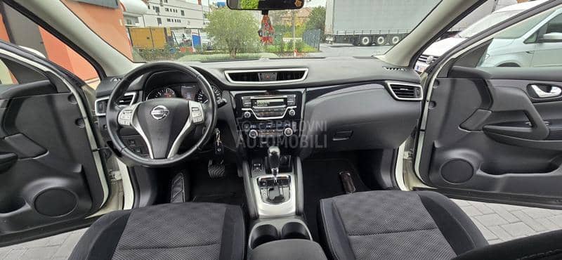 Nissan Qashqai AUT/PERLA/ser ist