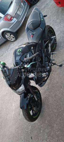 Kawasaki z 750