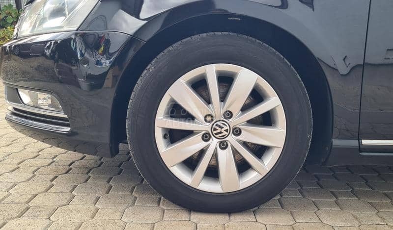 Volkswagen Passat B7 2.0TDI  DSG-6