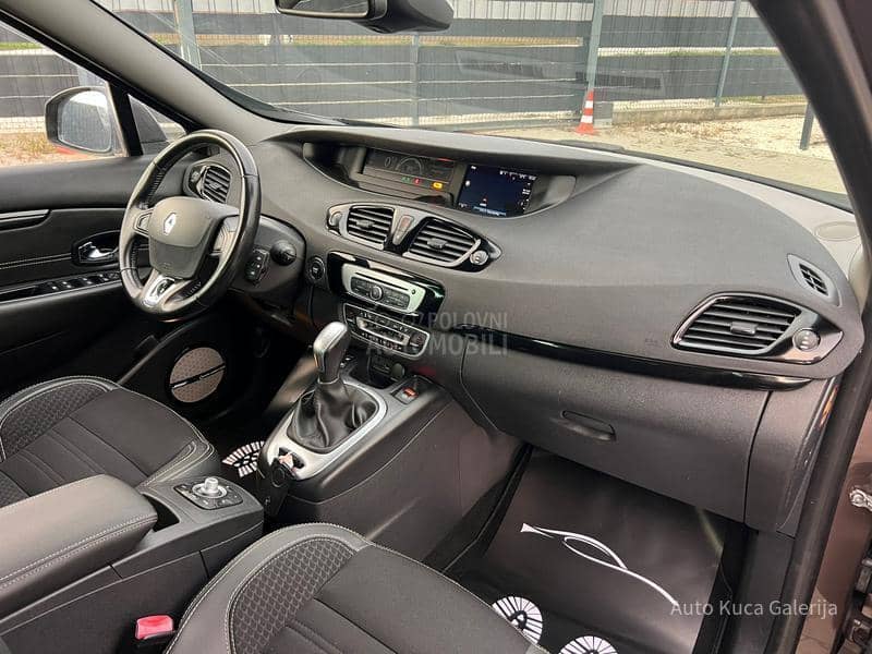 Renault Scenic 1.5 Dci BOSE