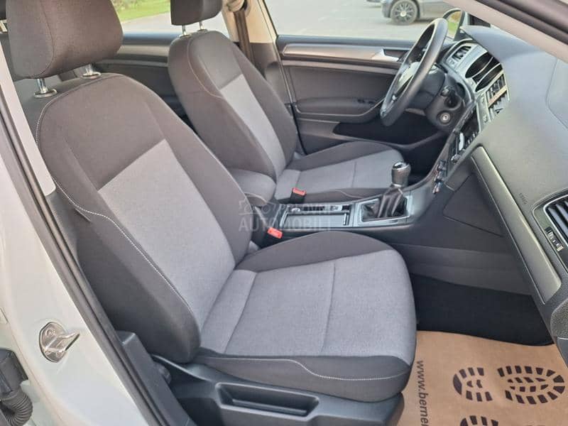 Volkswagen Golf 7 TGI BLUEMOTION