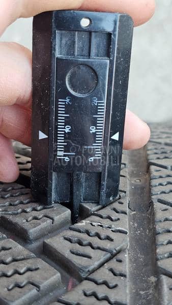 Continental 225/55 R16 Sve sezone