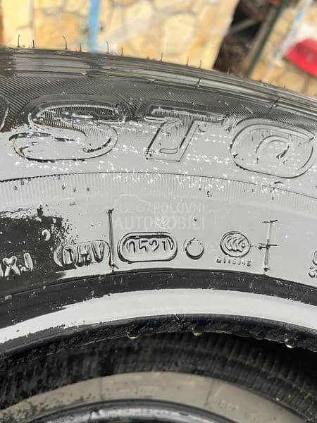 Bridgestone 255/70 R18 Zimska