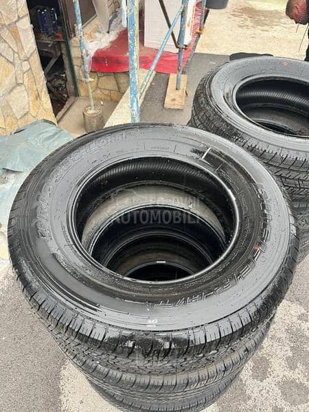 Bridgestone 255/70 R18 Zimska