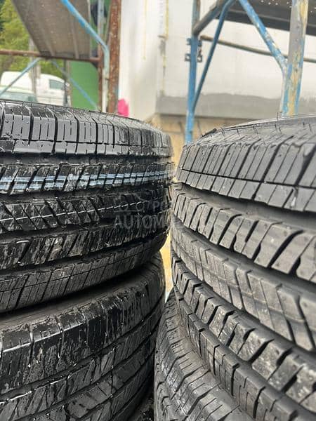 Bridgestone 255/70 R18 Zimska