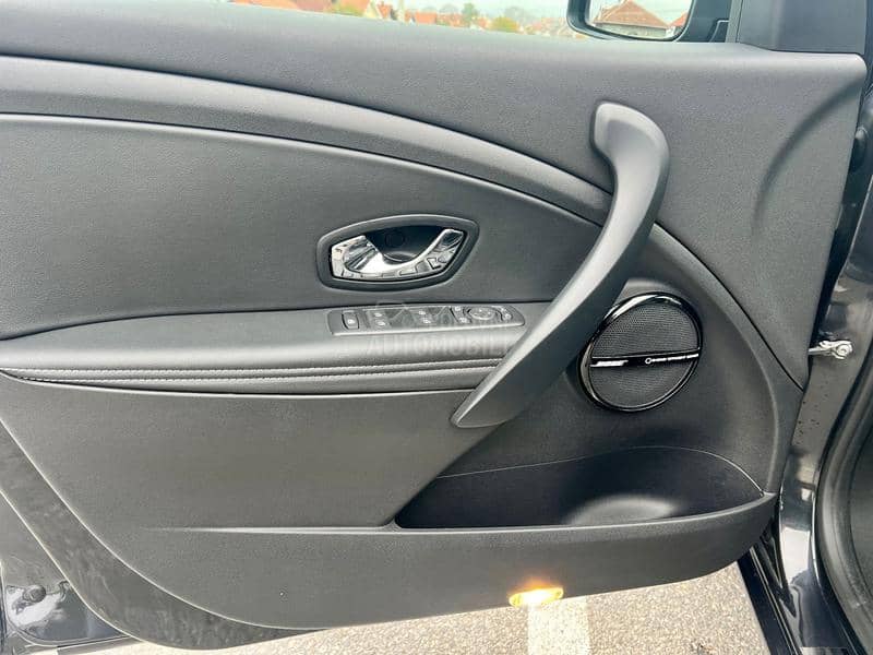 Renault Megane BOSE CH