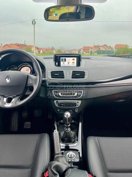 Renault Megane BOSE CH