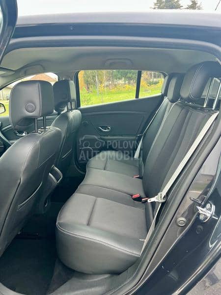 Renault Megane BOSE CH