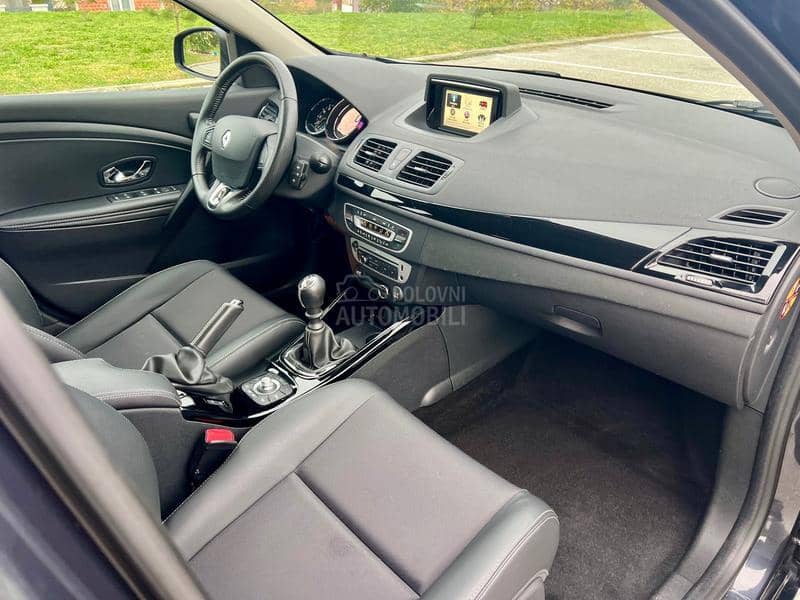 Renault Megane BOSE CH