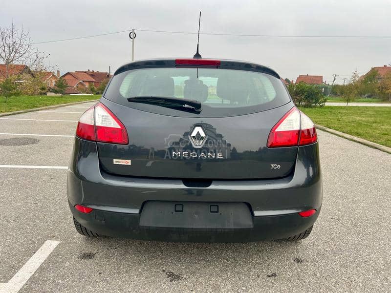 Renault Megane BOSE CH