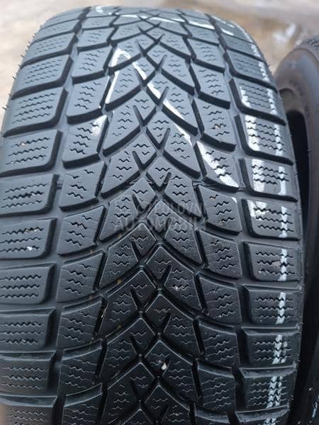 Dayton 225/45 R17 Zimska