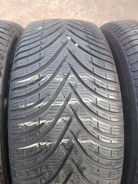 Kleber 215/55 R17 Zimska