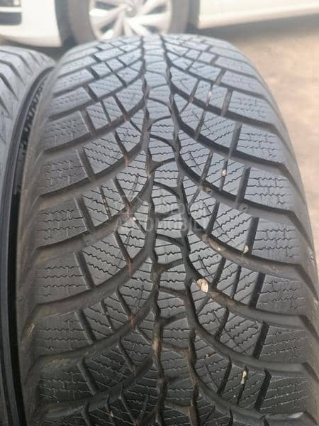 Kumho 205/50 R17 Zimska