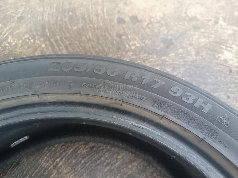 Kumho 205/50 R17 Zimska
