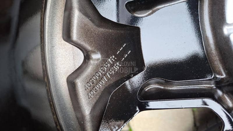 Aluminijumske felne Duster 17" 5 x 114.3