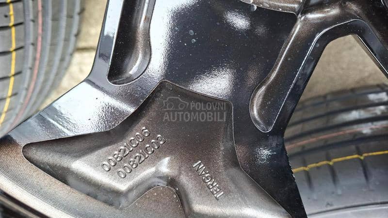 Aluminijumske felne Duster 17" 5 x 114.3