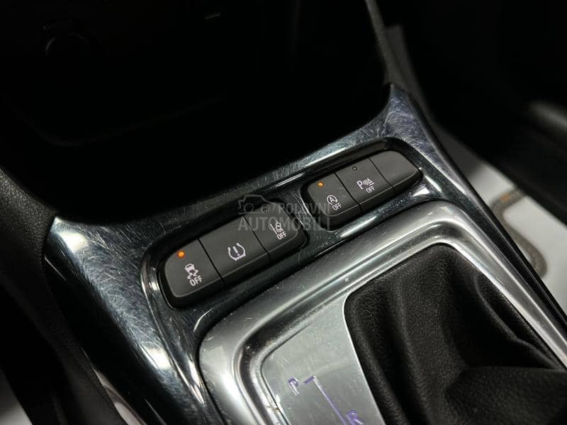 Opel Crossland X  1.2 INNOVATION AUT