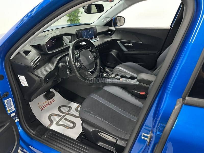 Peugeot 2008 1.2 ALLURE AUT