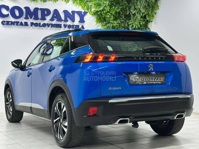 Peugeot 2008 1.2 ALLURE AUT