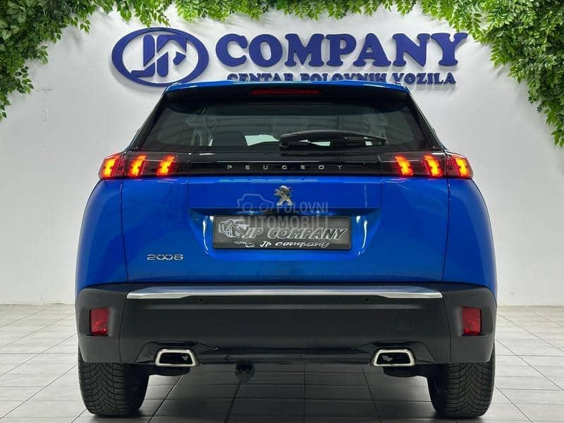 Peugeot 2008 1.2 ALLURE AUT
