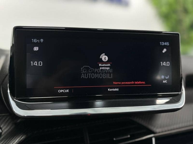 Peugeot 2008 1.2 ALLURE AUT