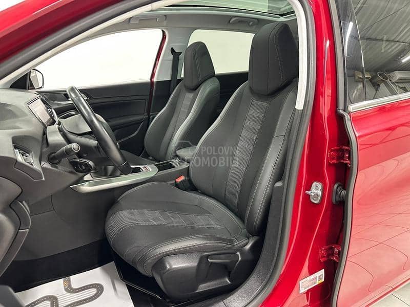 Peugeot 308 1.5 HDI ALLURE PAN