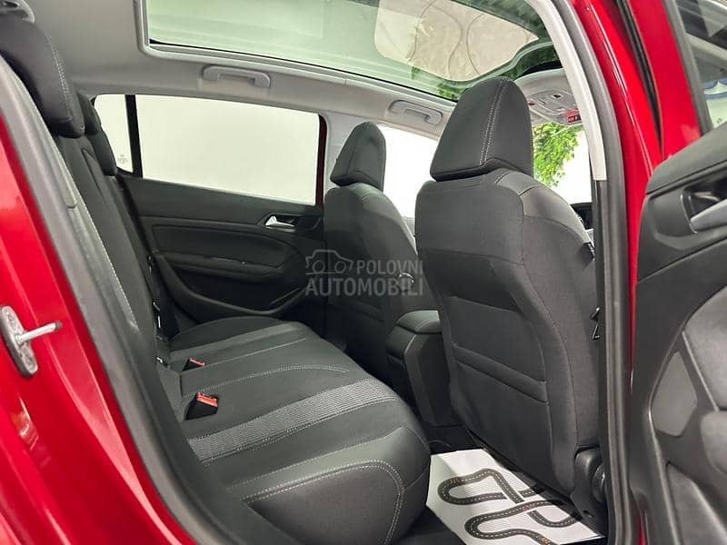 Peugeot 308 1.5 HDI ALLURE PAN