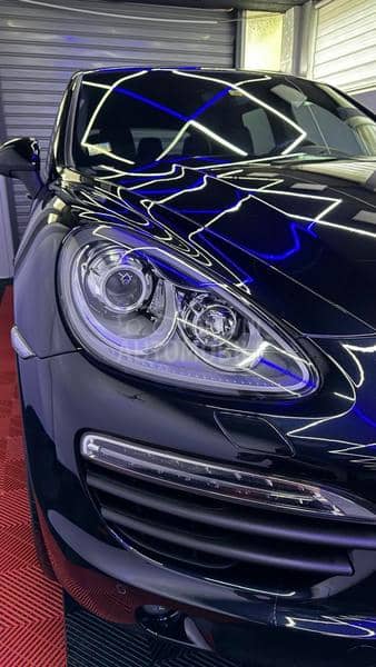 Porsche Cayenne hybrid