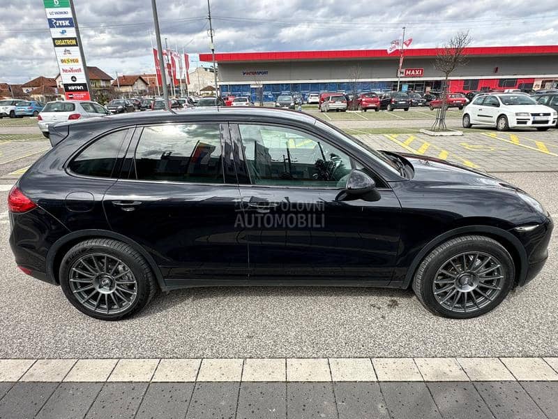 Porsche Cayenne hybrid