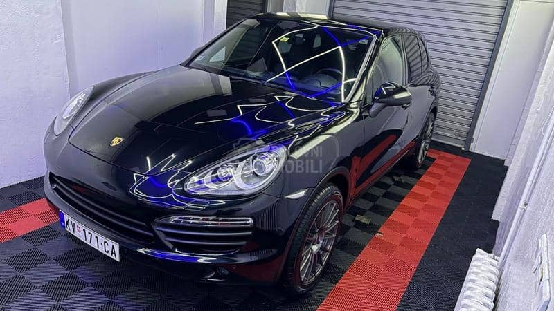 Porsche Cayenne hybrid