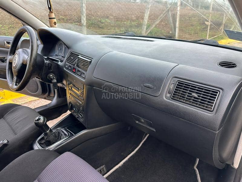 Volkswagen Golf 4 1.6 sekvent