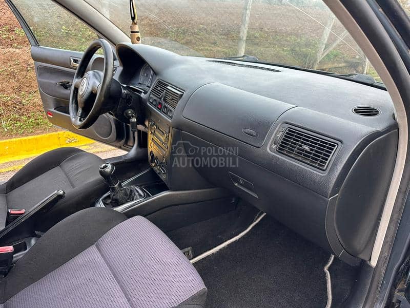 Volkswagen Golf 4 1.6 sekvent