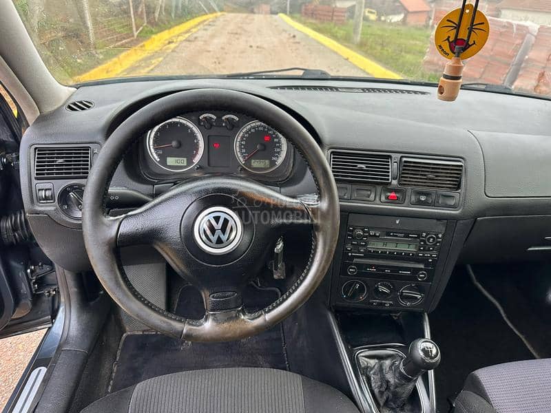 Volkswagen Golf 4 1.6 sekvent