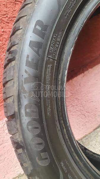 Goodyear 195/55 R16 Zimska